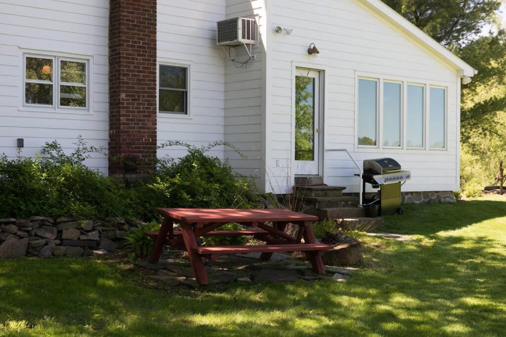King Hill Cottage Greenville Экстерьер фото